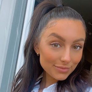 Meet your Posher, Jess